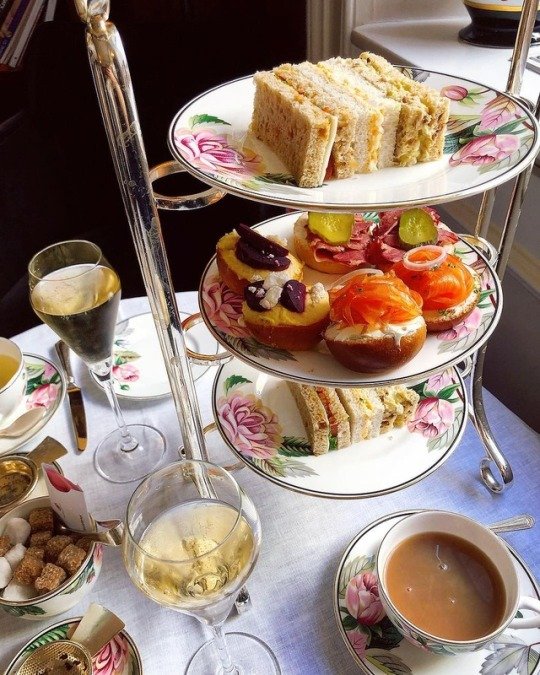 Solve Tea Time Treat Tower jigsaw puzzle online with 63 pieces