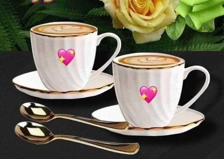 Solve káva jigsaw puzzle online with 54 pieces