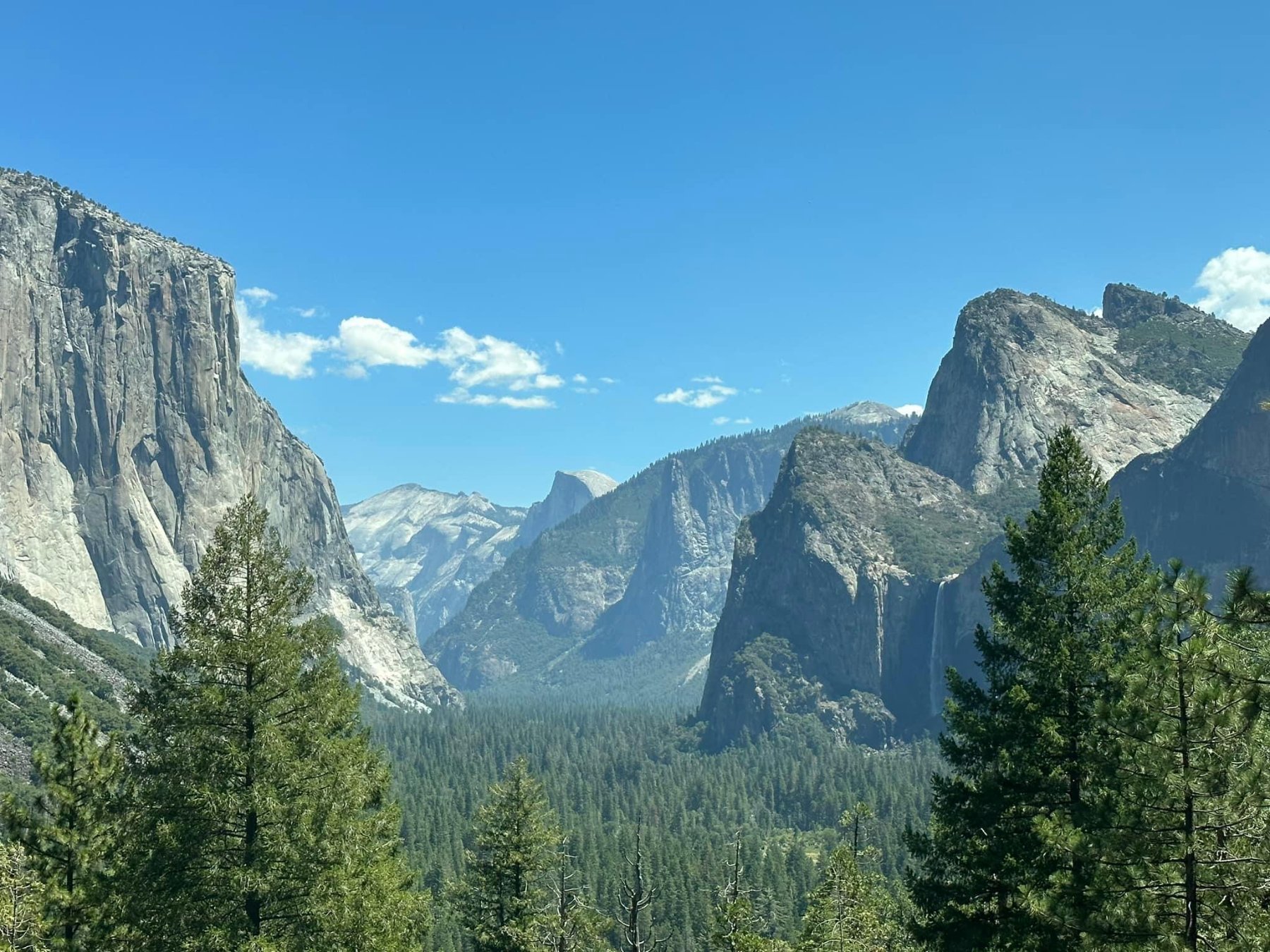Solve Yosemite National Park in California jigsaw puzzle online with 63 ...