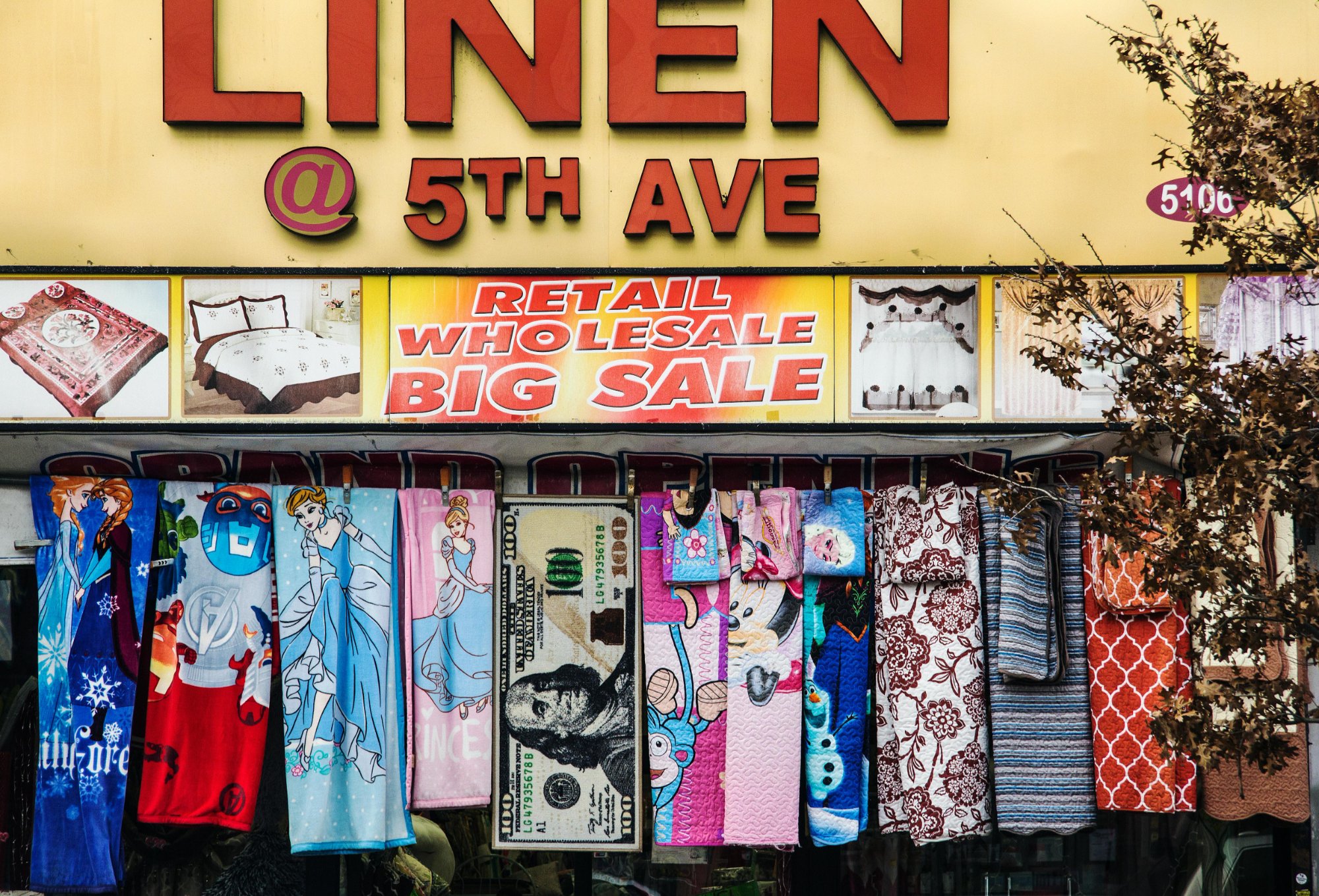 Solve 5TH Avenue Linens Inc jigsaw puzzle online with 600 pieces