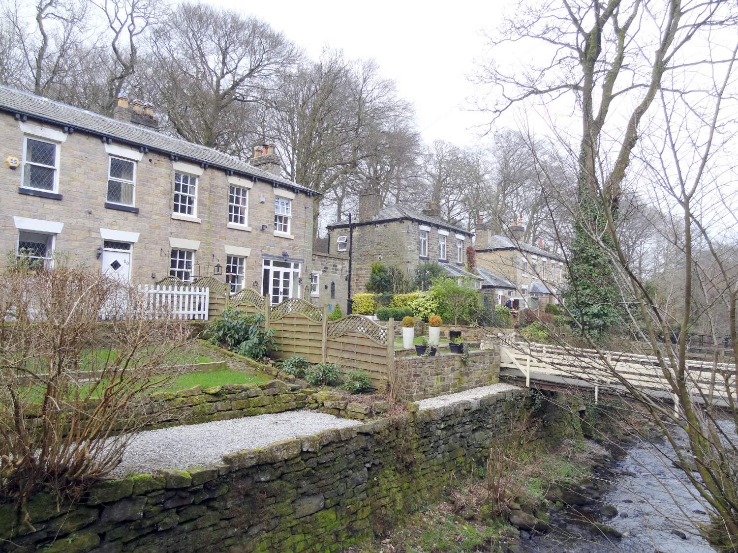 Solve Barrow Bridge, Bolton (6) jigsaw puzzle online with 48 pieces