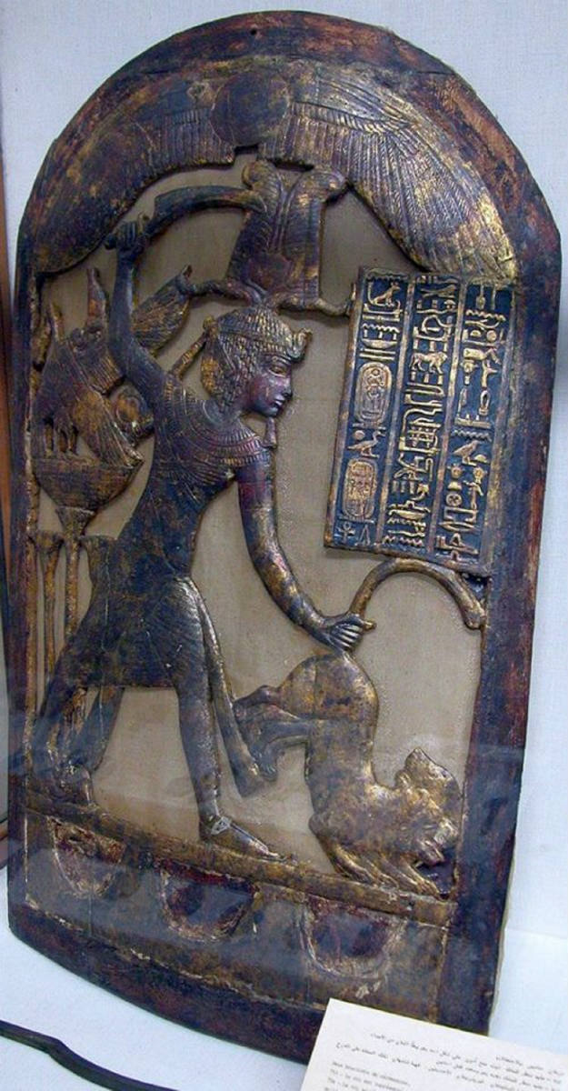 Solve Egyptian ceremonial shield, from the tomb of Tutankhamun (pharaoh