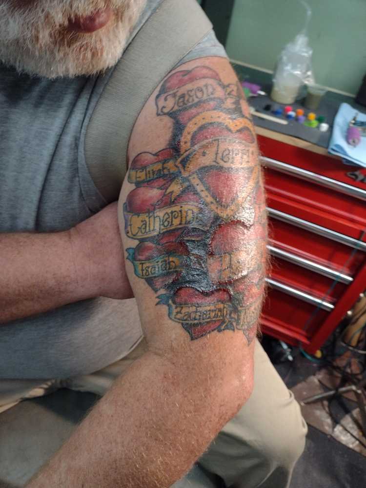 Solve Ink Therapy jigsaw puzzle online with 30 pieces