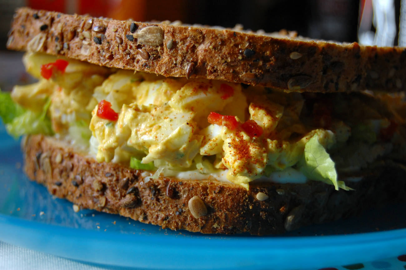 Solve Deviled Egg Sandwich jigsaw puzzle online with 117 pieces