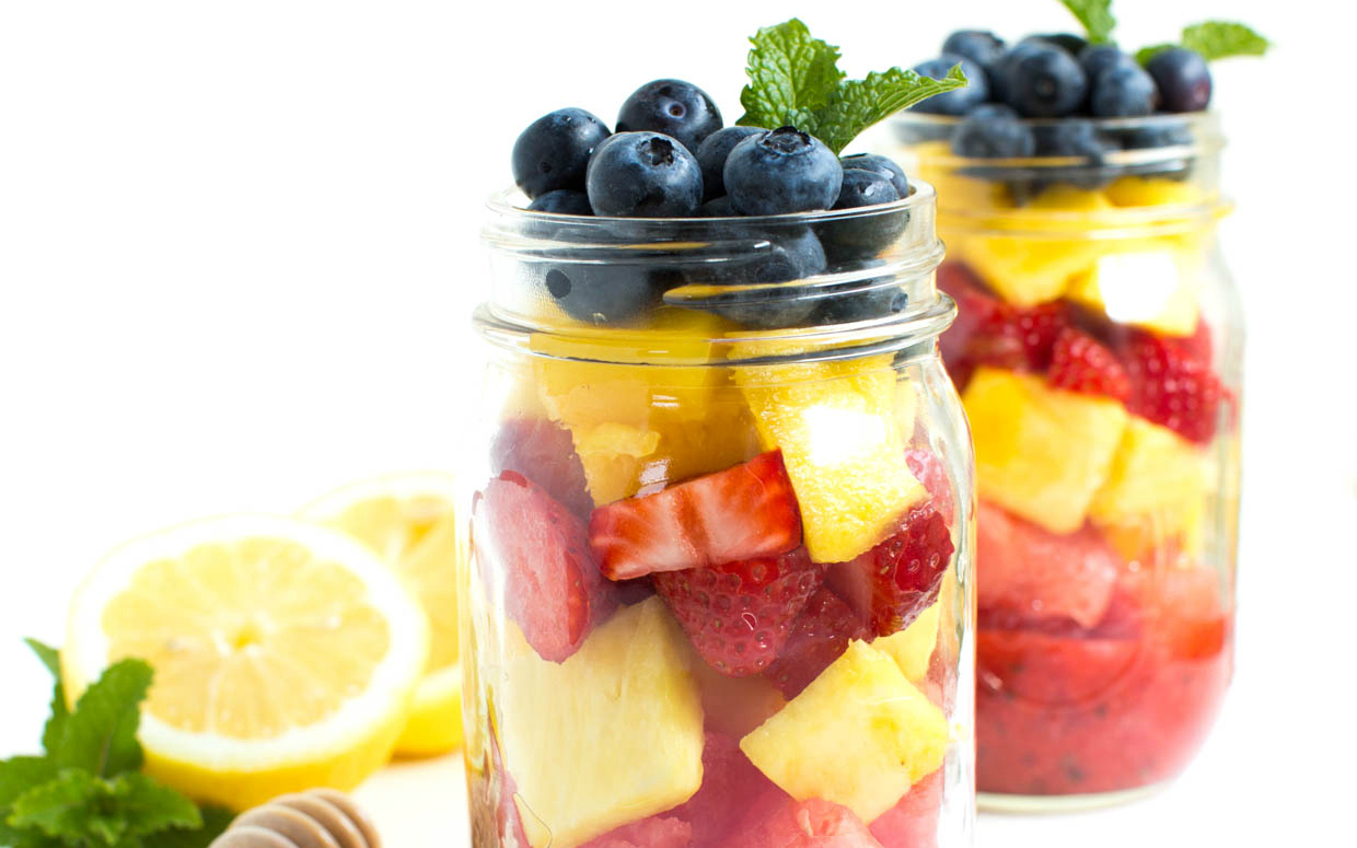 Solve Mason Jar Fruit Salad jigsaw puzzle online with 260 pieces