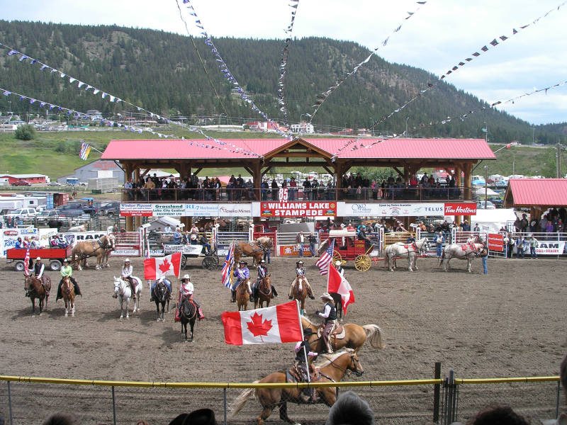 Solve a rodeo in Canada jigsaw puzzle online with 12 pieces