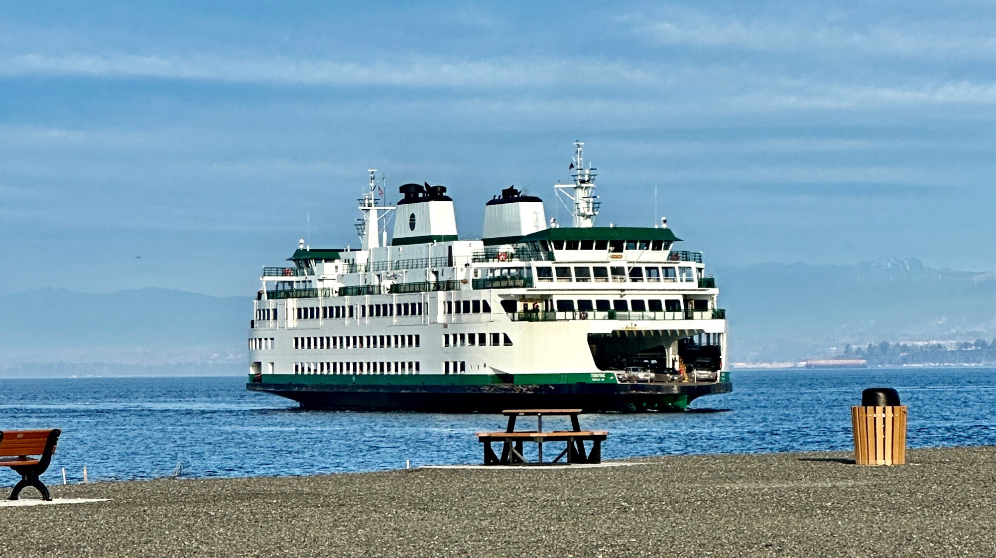 solve-mukilteo-whidbey-island-ferry-jigsaw-puzzle-online-with-66-pieces