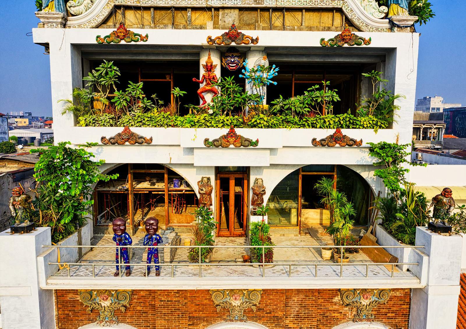 Solve Jakarta, Indonesia jigsaw puzzle online with 204 pieces