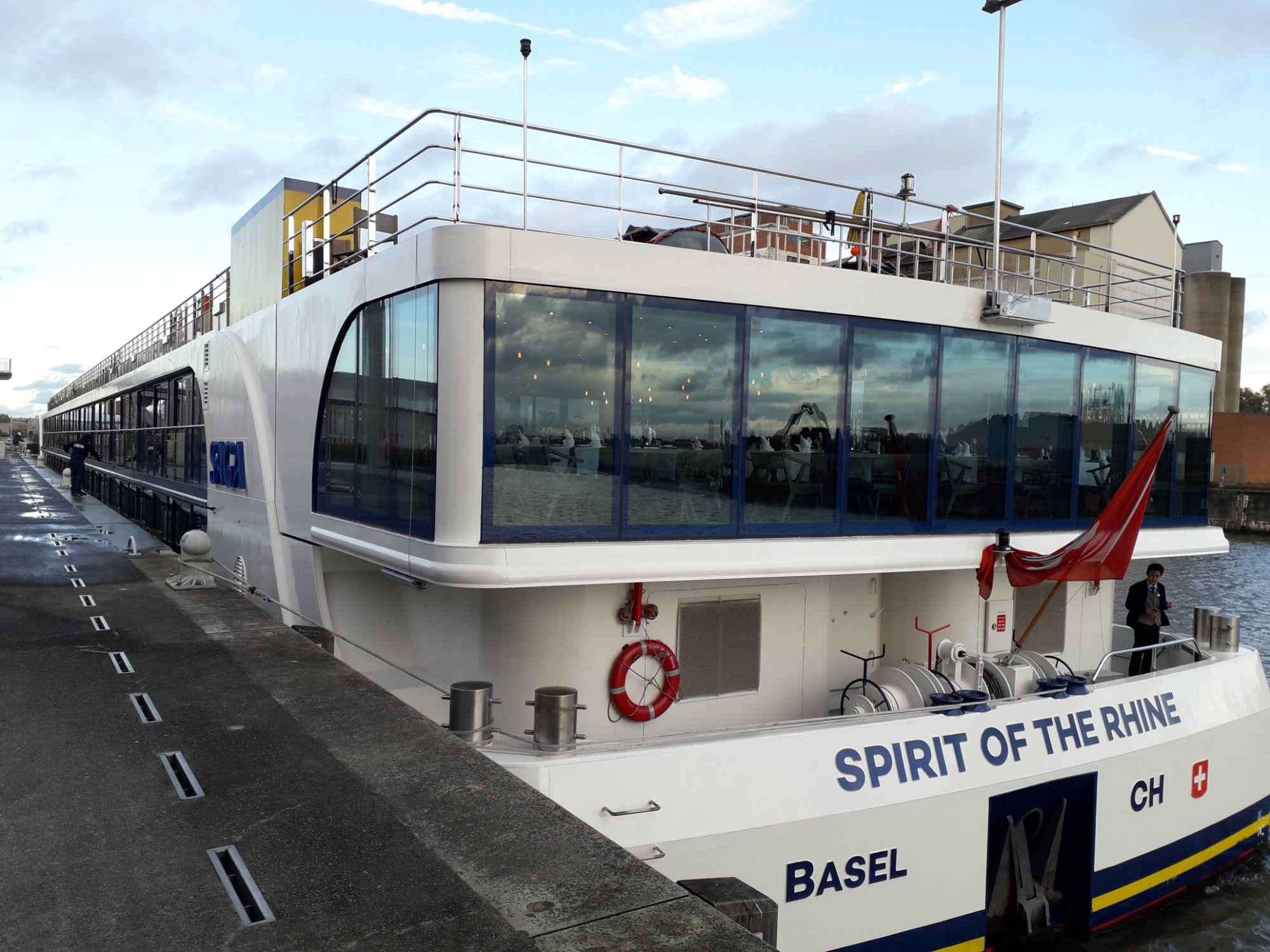 Solve Saga Spirit of the Rhine jigsaw puzzle online with 594 pieces