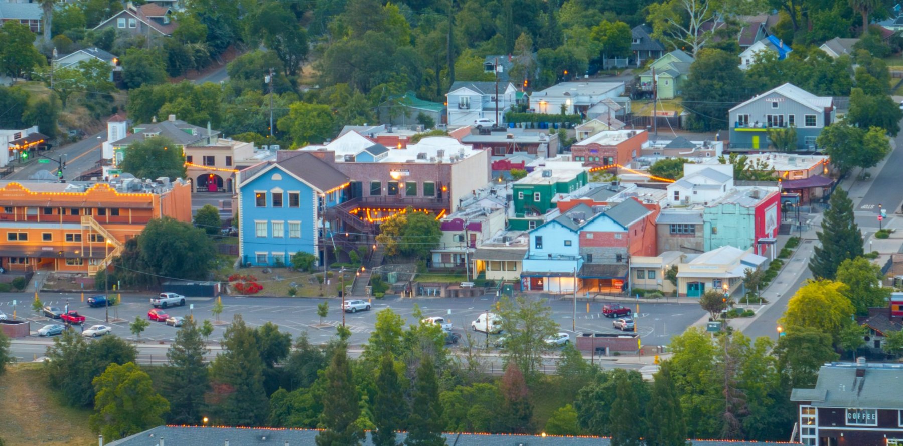Solve Folsom California? jigsaw puzzle online with 36 pieces