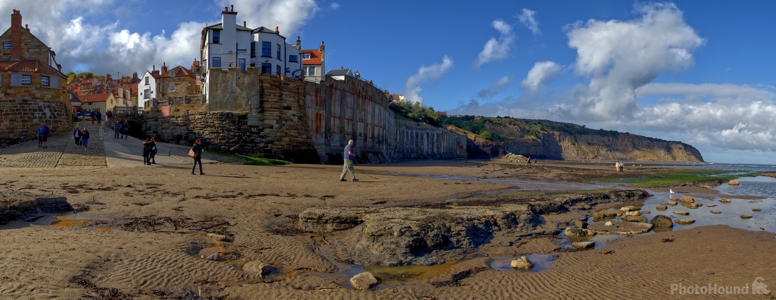 Solve Robin Hood's Bay, North Yorkshire, UK jigsaw puzzle online with ...