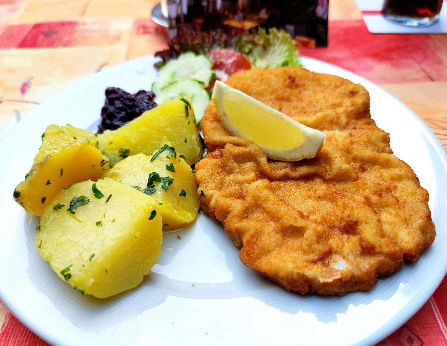 Solve Veal Schnitzel jigsaw puzzle online with 48 pieces