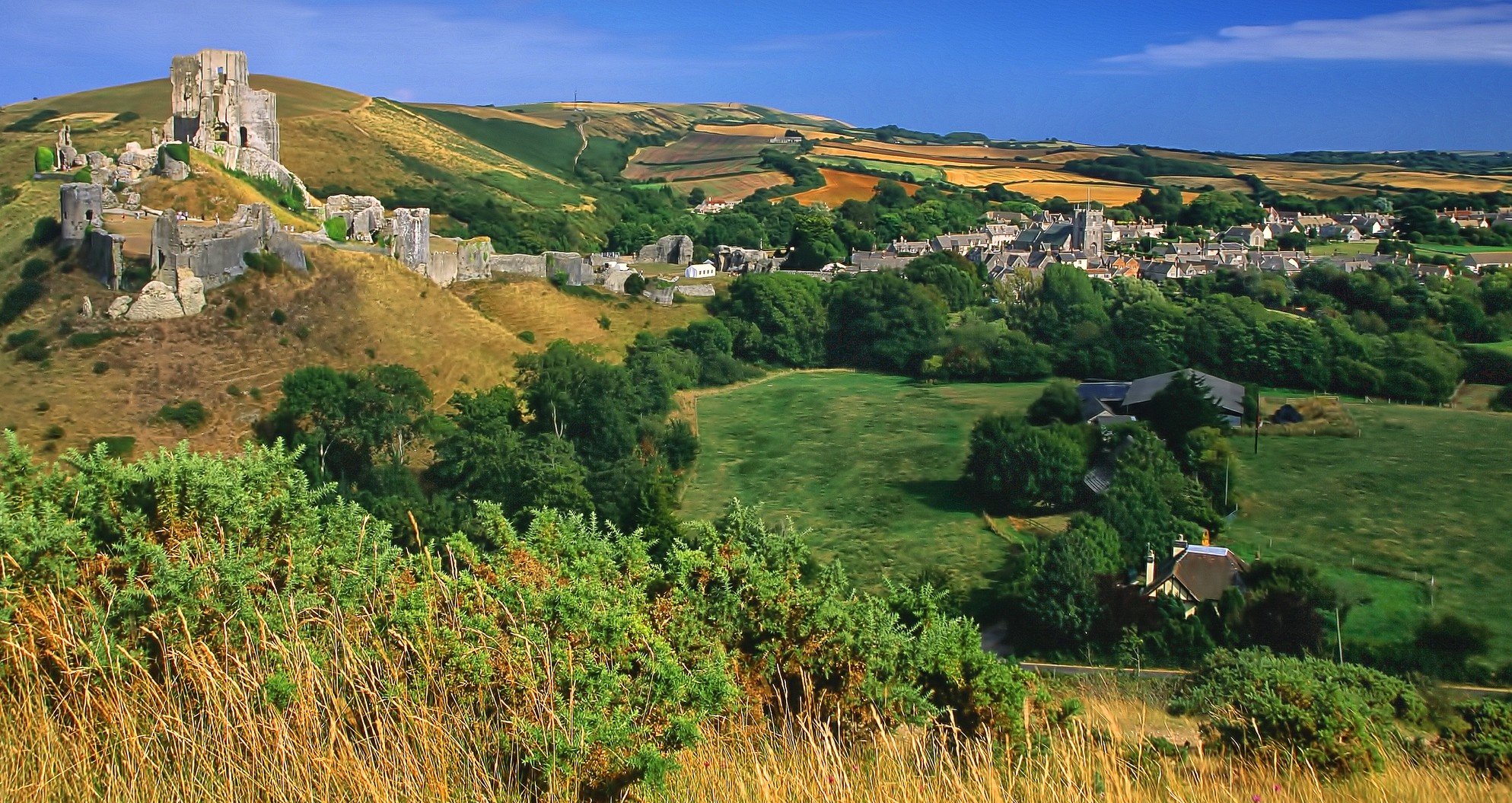 Solve Dorset UK (up to 594 pcs) jigsaw puzzle online with 180 pieces