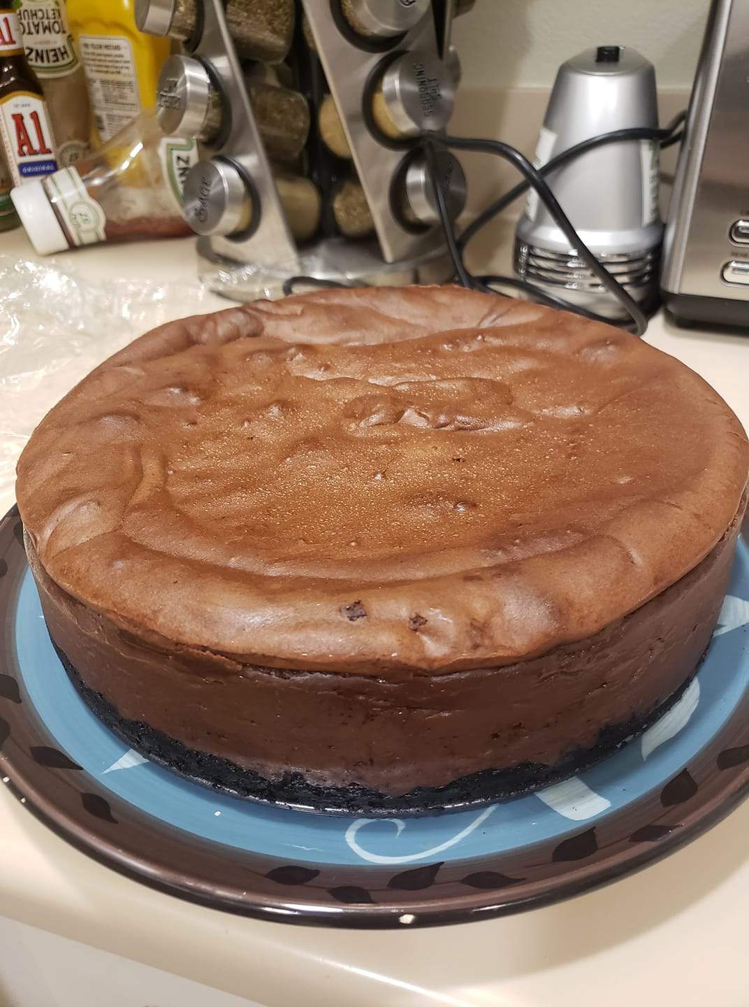 Solve Chocolate Cheesecake with Oreo Topping! jigsaw puzzle online with 266 pieces