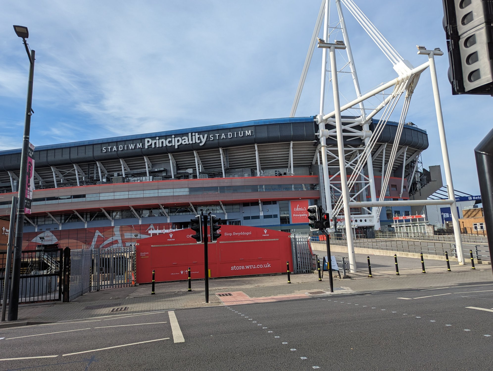 Solve cardiff 04 jigsaw puzzle online with 80 pieces