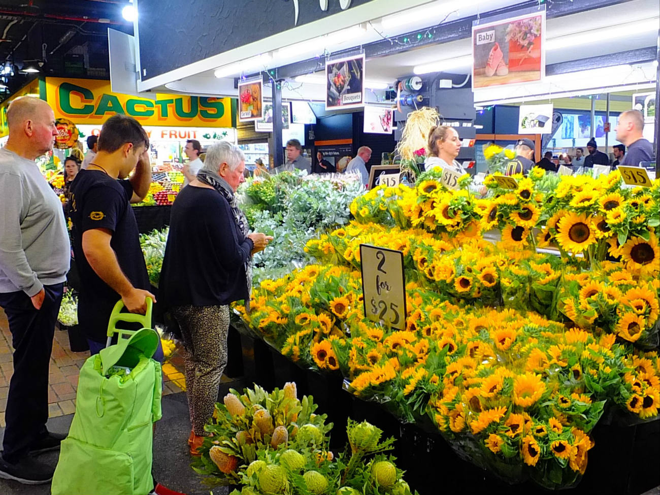 Solve Adelaide City Markets. jigsaw puzzle online with 130 pieces