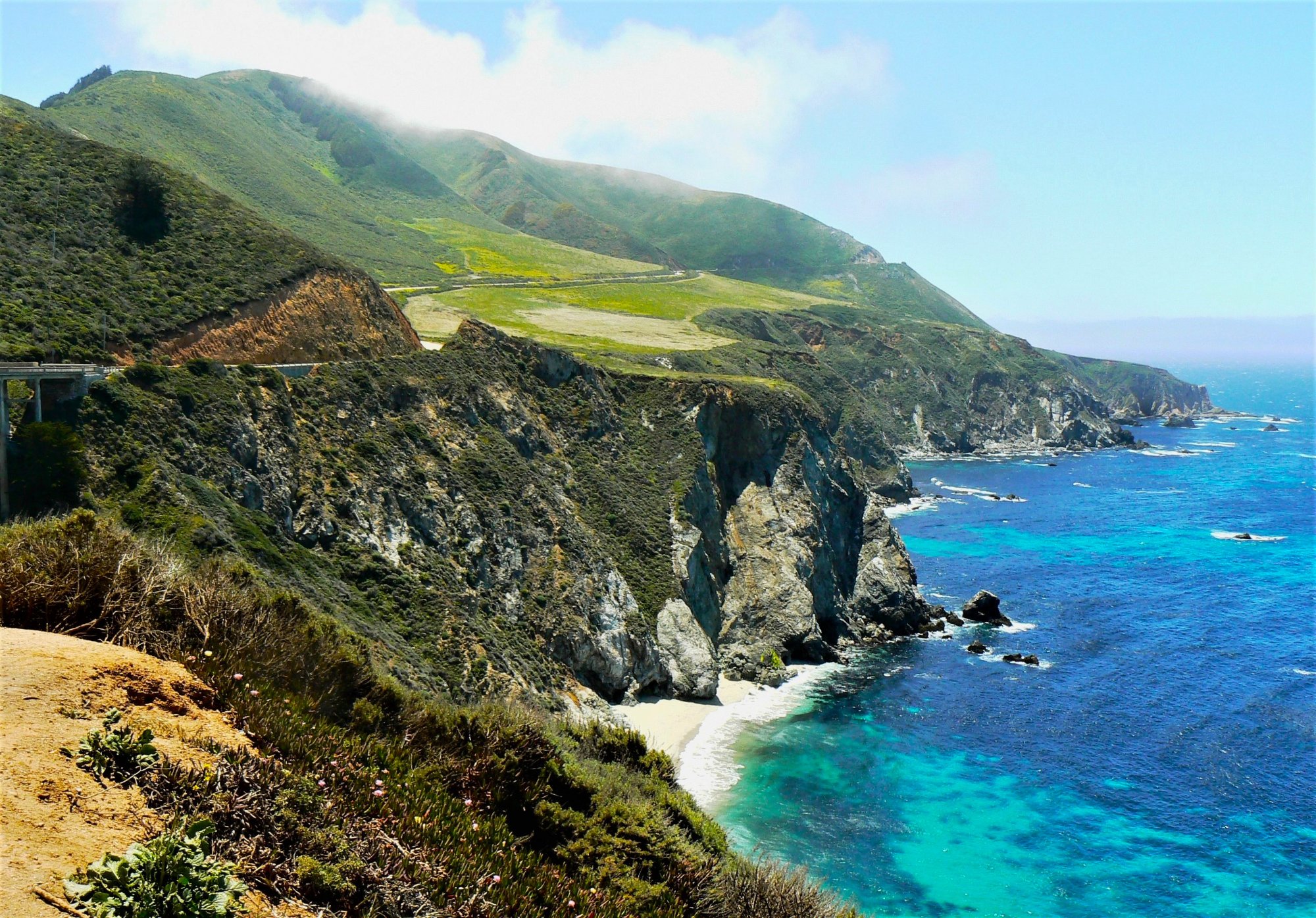 Solve Along Highway 1, California jigsaw puzzle online with 150 pieces