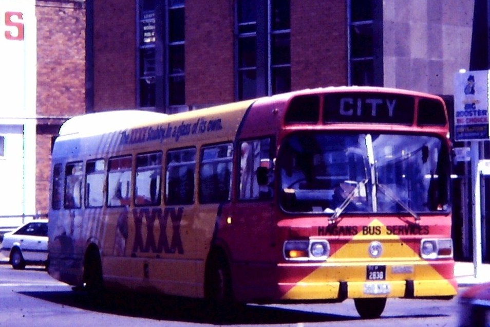 Solve TOOWOOMBA NATIONAL BUS==ADVERTISING X X X X BEER. jigsaw puzzle