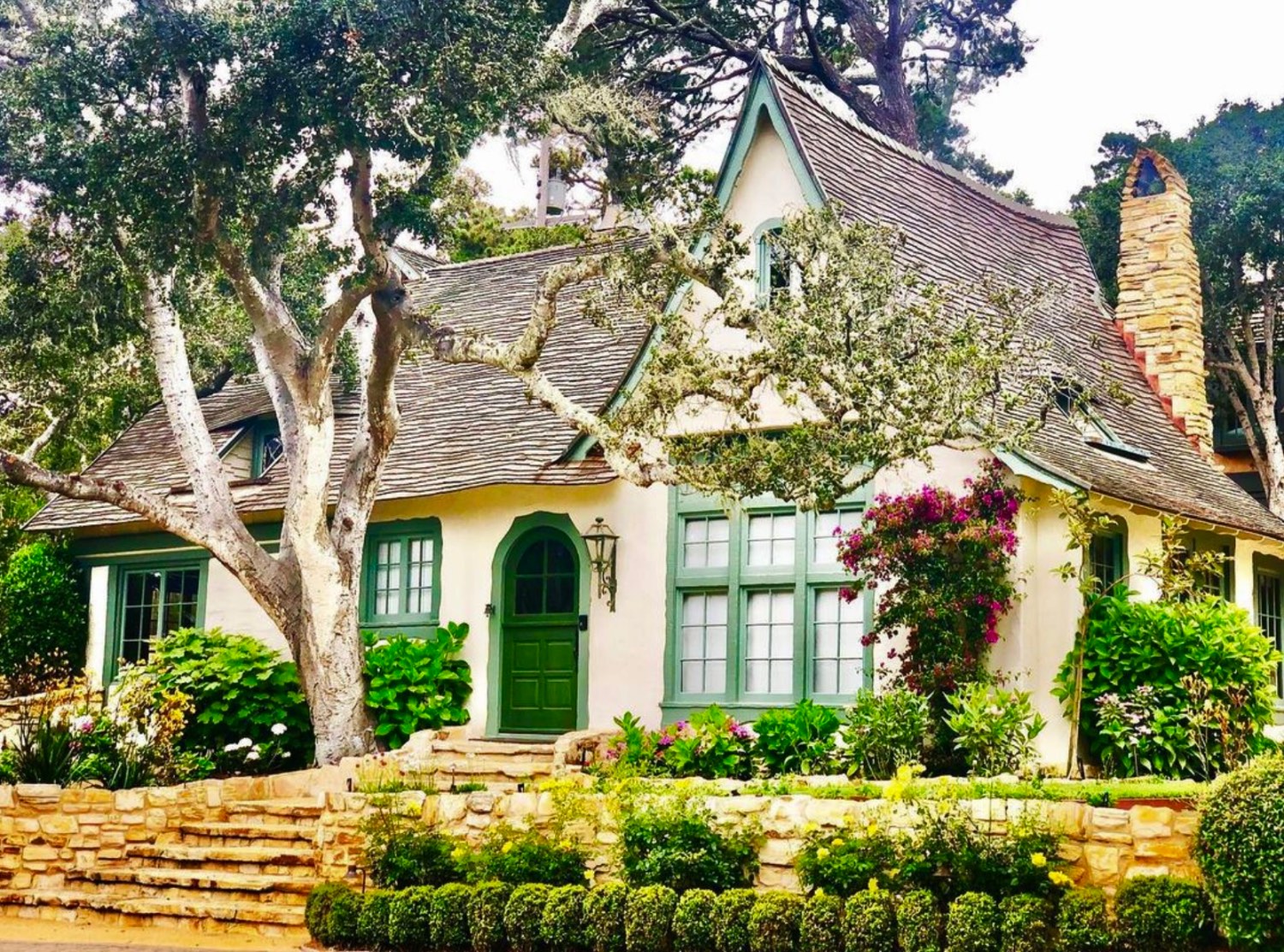 Solve Carmel-by-the-Sea, California, USA jigsaw puzzle online with 70 ...