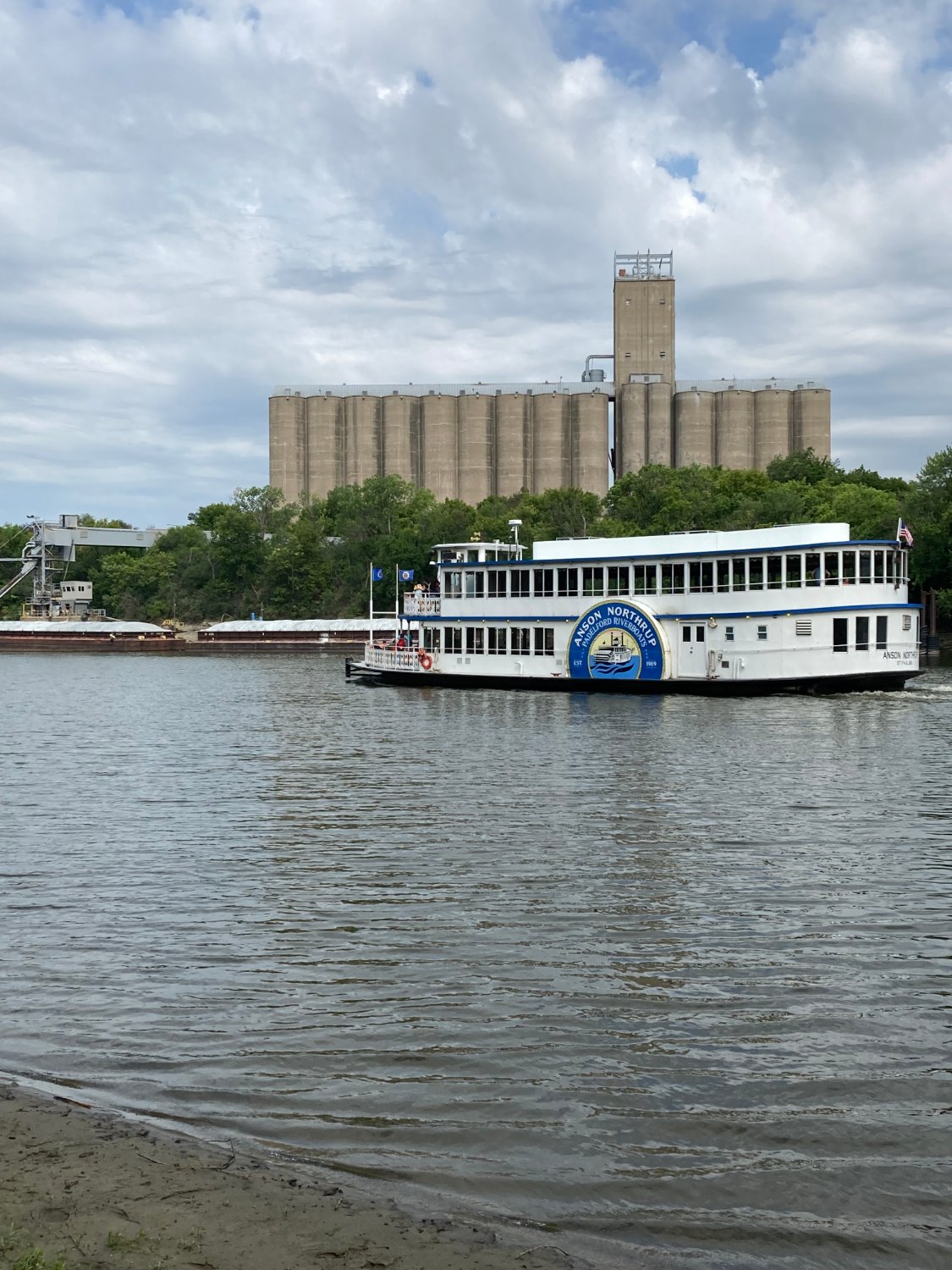 Solve Anson Northrup jigsaw puzzle online with 99 pieces