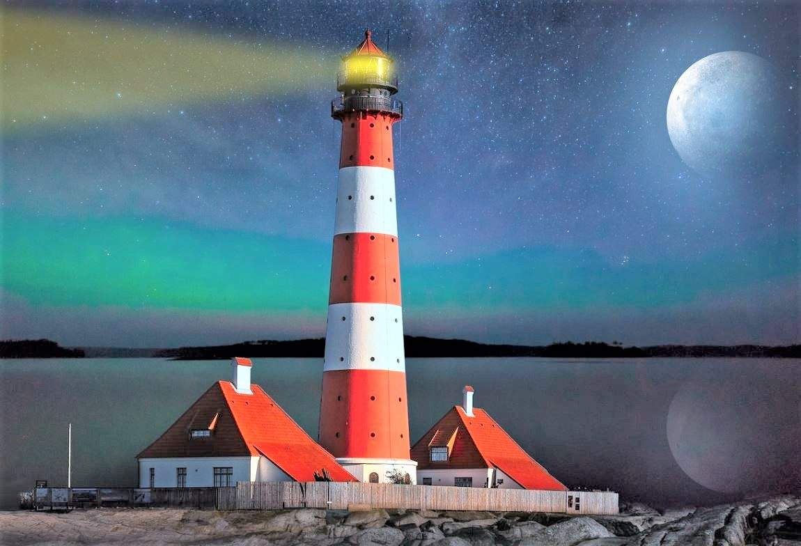 Solve "Two Guiding Lights" jigsaw puzzle online with 126 pieces