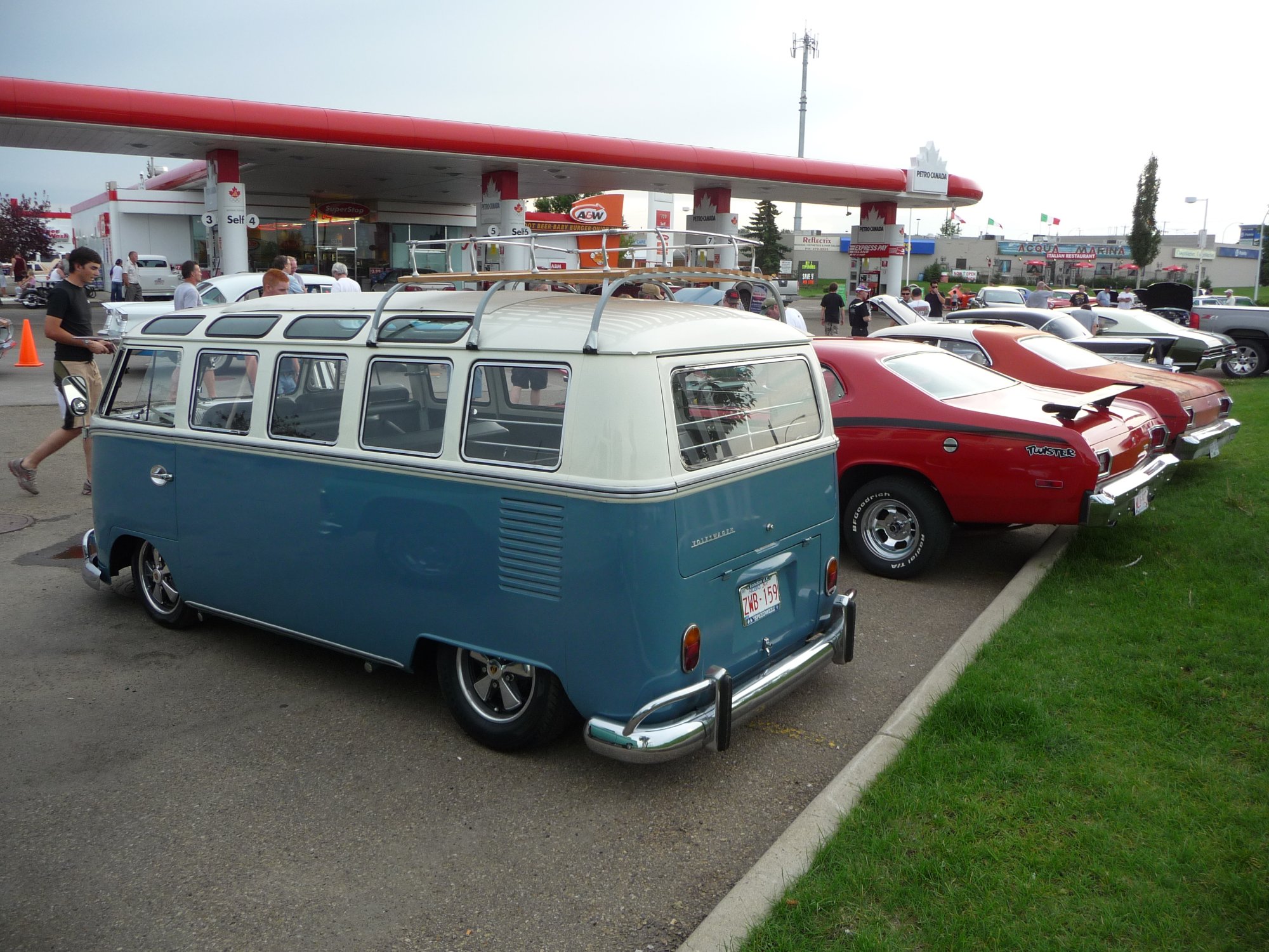 Solve VW bus at the Petro Can in NE Edmonton jigsaw puzzle online with