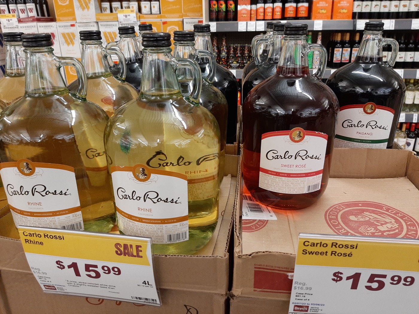 Solve Binny’s Beverage Depot jigsaw puzzle online with 154 pieces