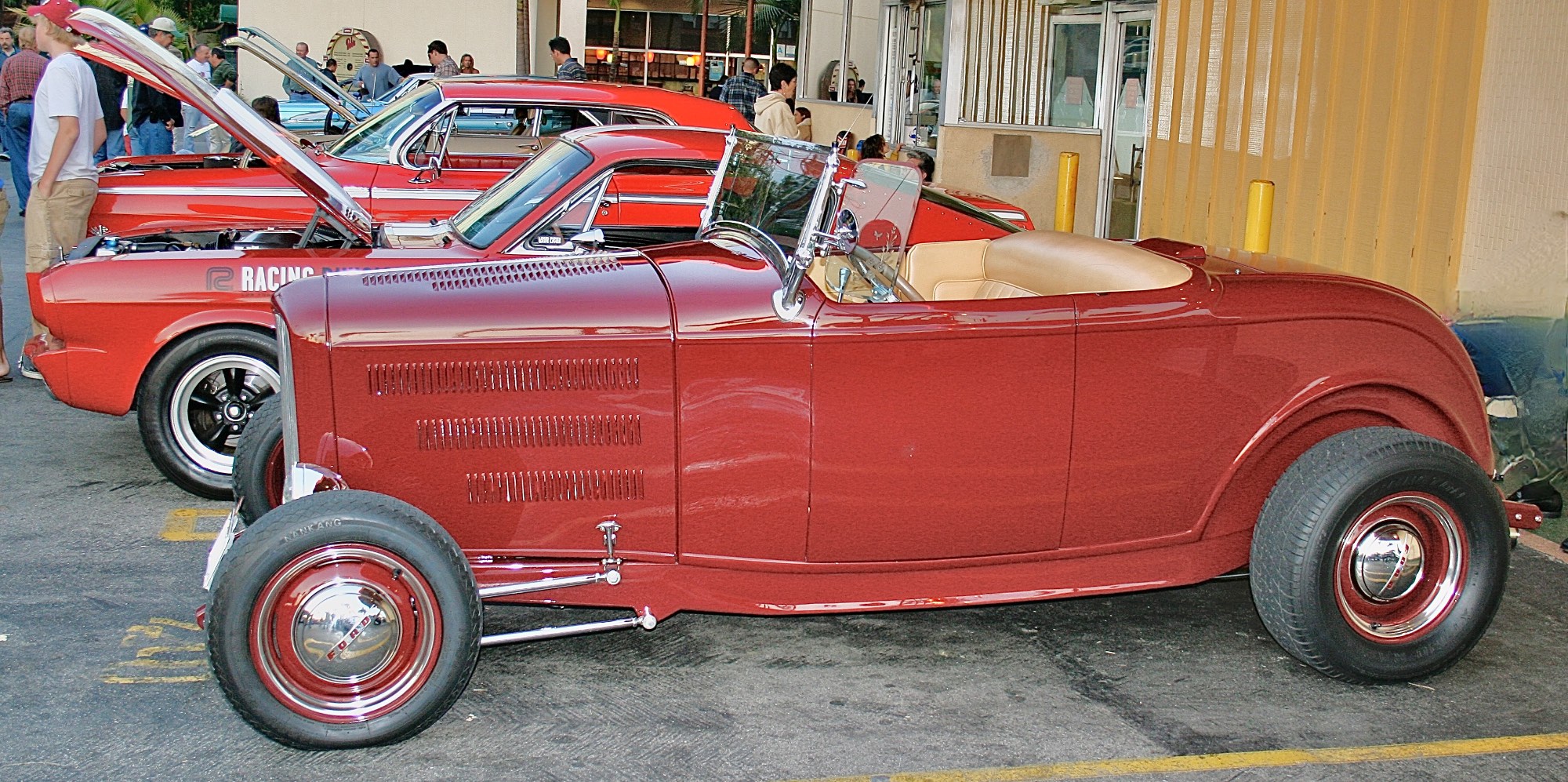 Solve Classic Deuce highboy (and younger friends) jigsaw puzzle online