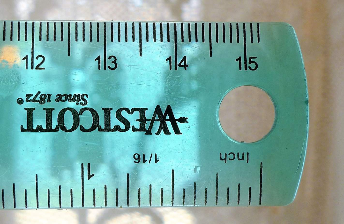 Solve ruler jigsaw puzzle online with 35 pieces