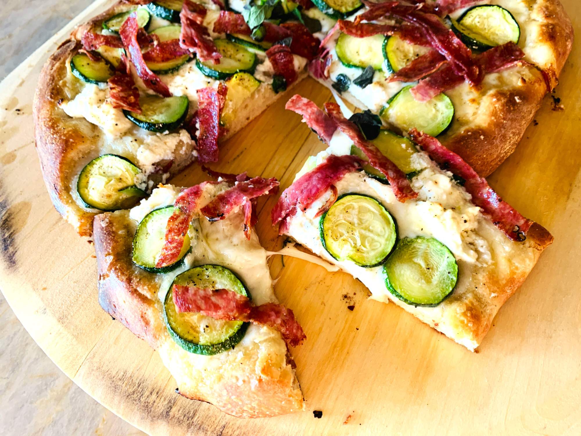 Solve Cheesy Zucchini and Soppresetta Flatbread jigsaw puzzle online