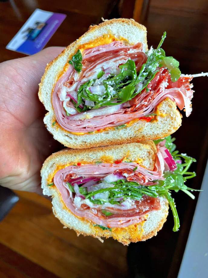 Solve Sub sandwich prosciutto rotundo ducle, hot prosciutto