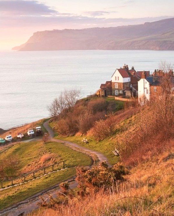 Solve Robin Hood's Bay Sunrise, North Yorkshire jigsaw puzzle online ...