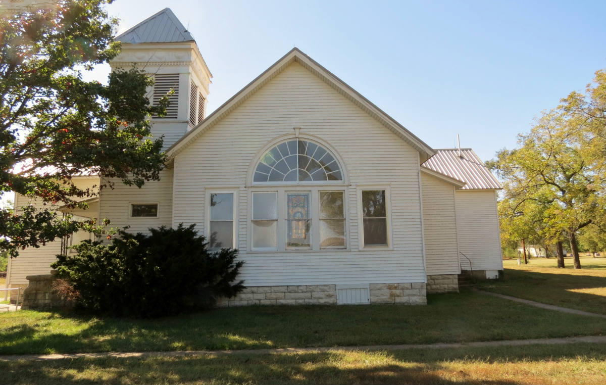 Solve Methodist Church In Dunlap, Kansas jigsaw puzzle online with 40 ...