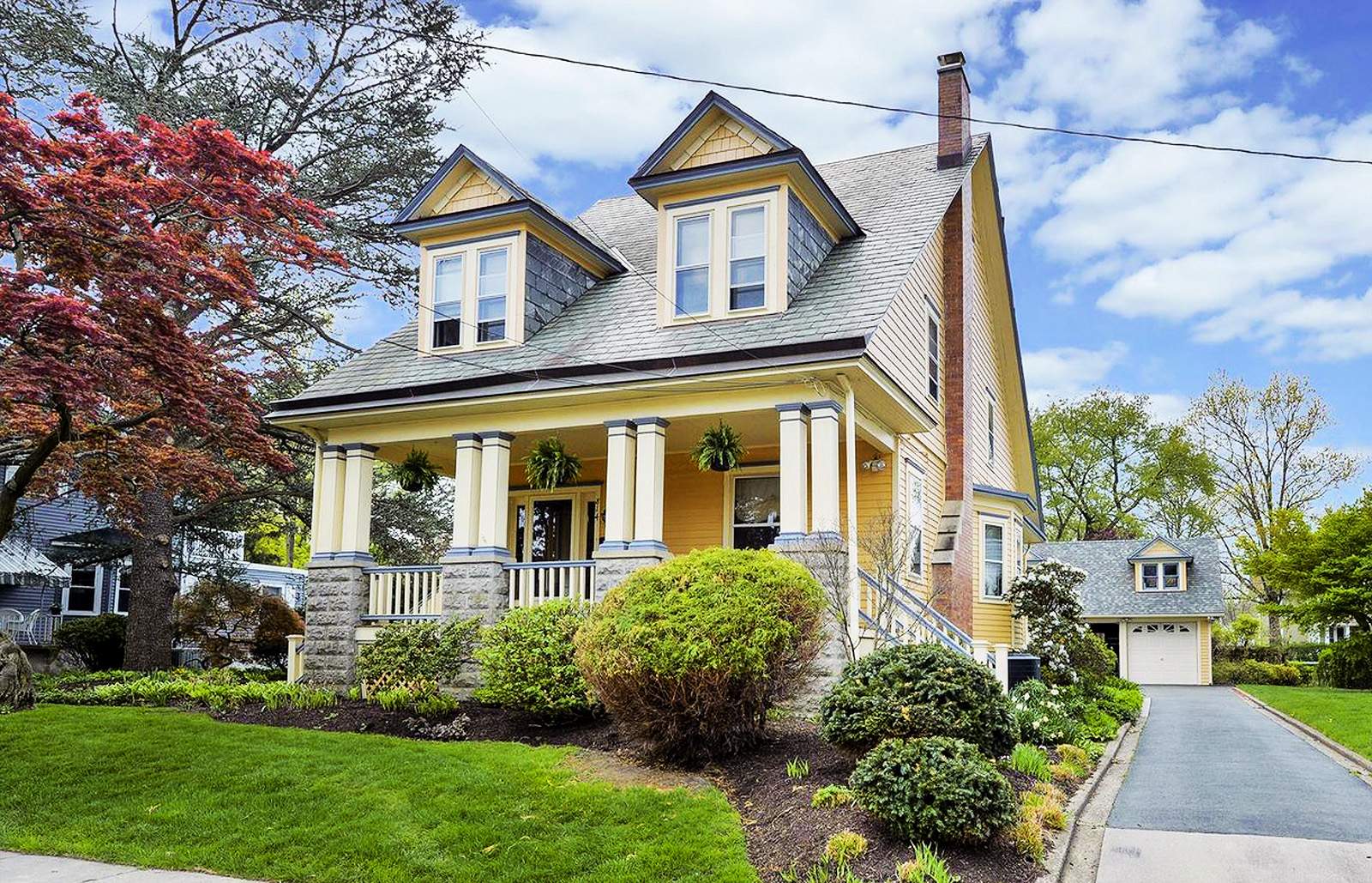 Solve Collingswood, New Jersey jigsaw puzzle online with 247 pieces