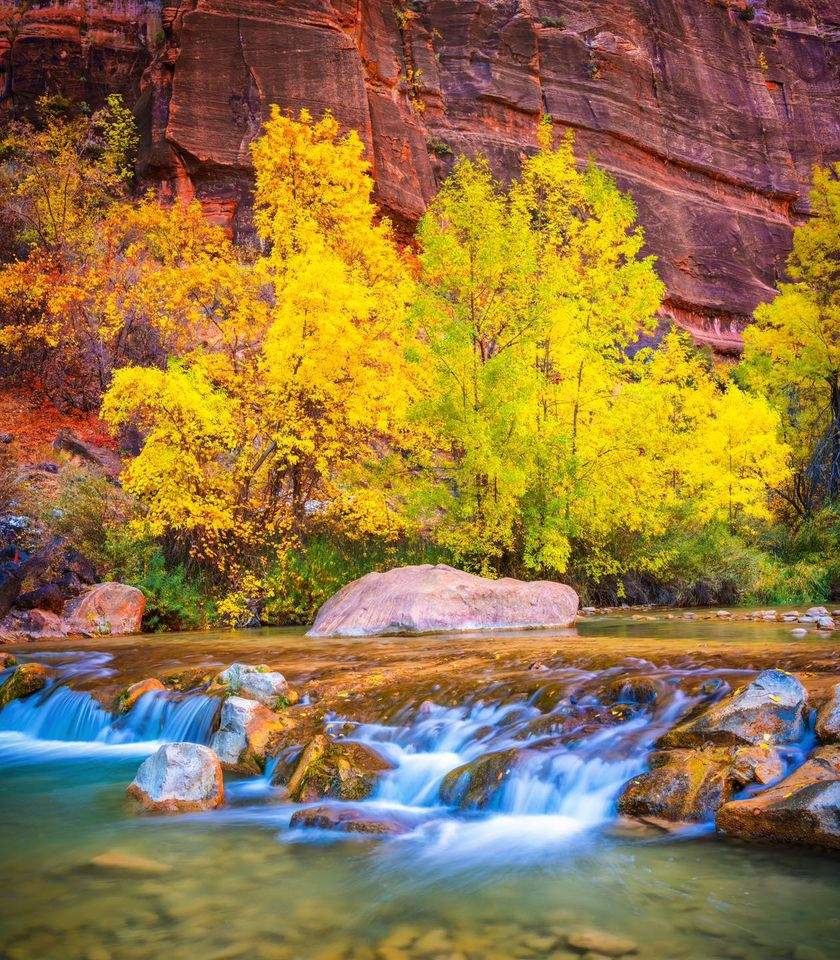 Solve Oak Creek, Sedona jigsaw puzzle online with 240 pieces