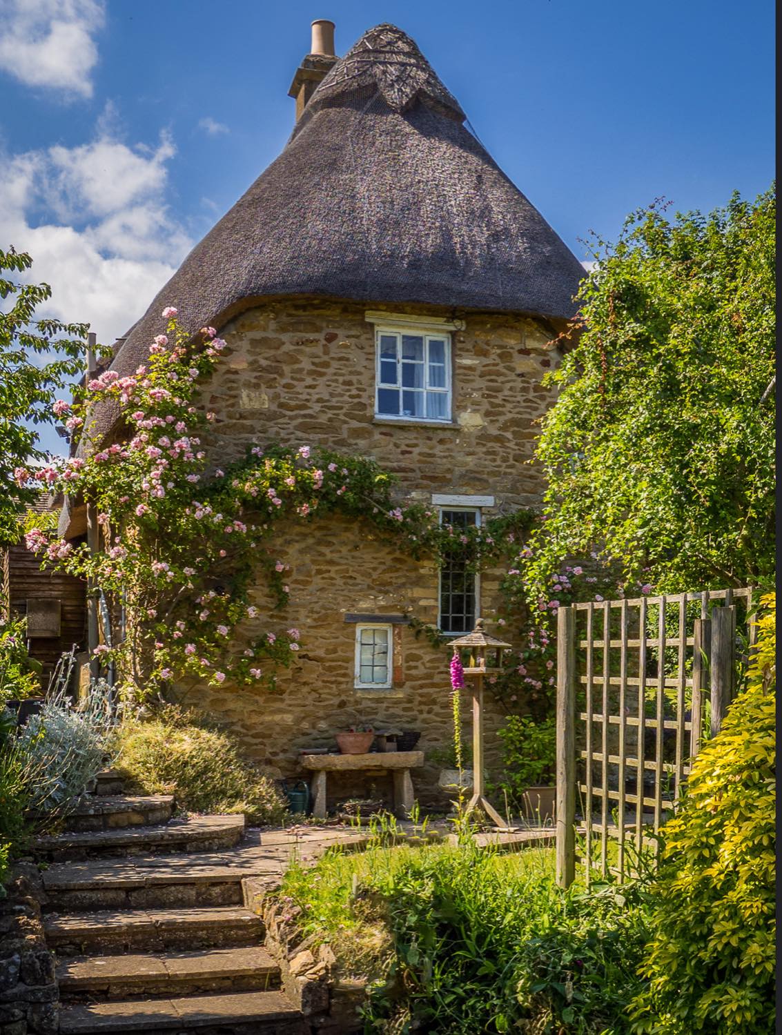 Jigsaw Puzzle Cottage On Hoo Lane. Chipping Campden. Cotswolds. 475