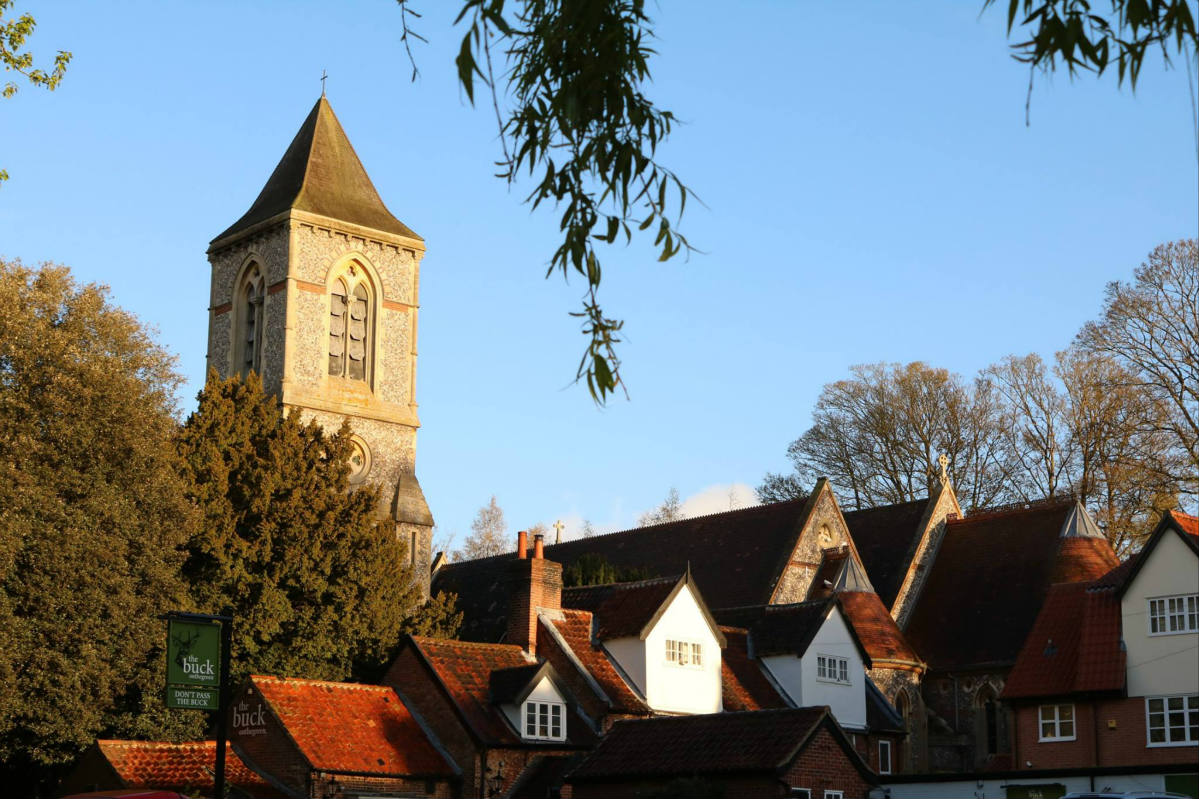 Solve Roofs in Norwich jigsaw puzzle online with 70 pieces