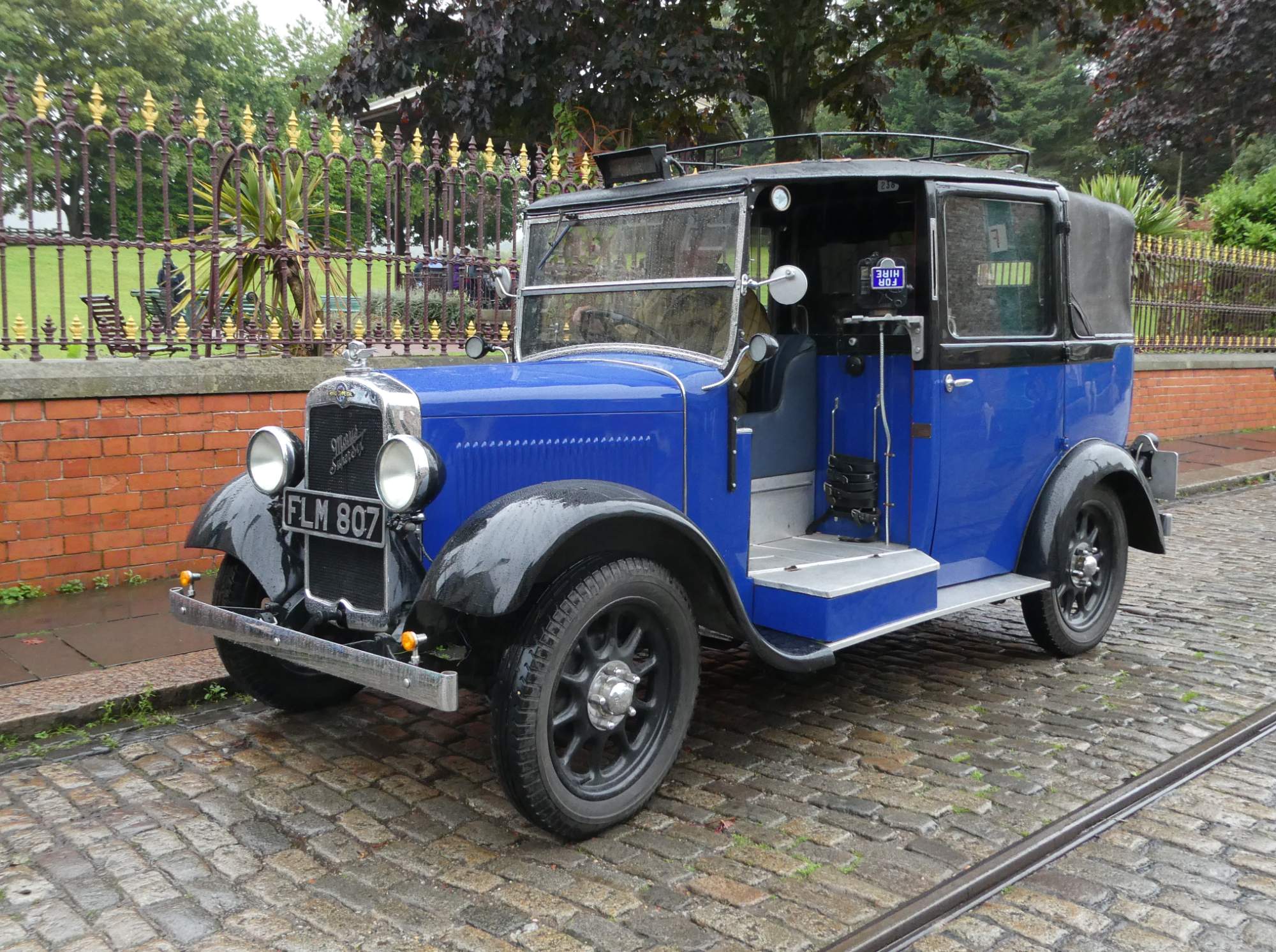 Tri-ang Minic 1938 Morris Super-Six Taxi – Échelle 1/40 – Mécanisme à Remonter