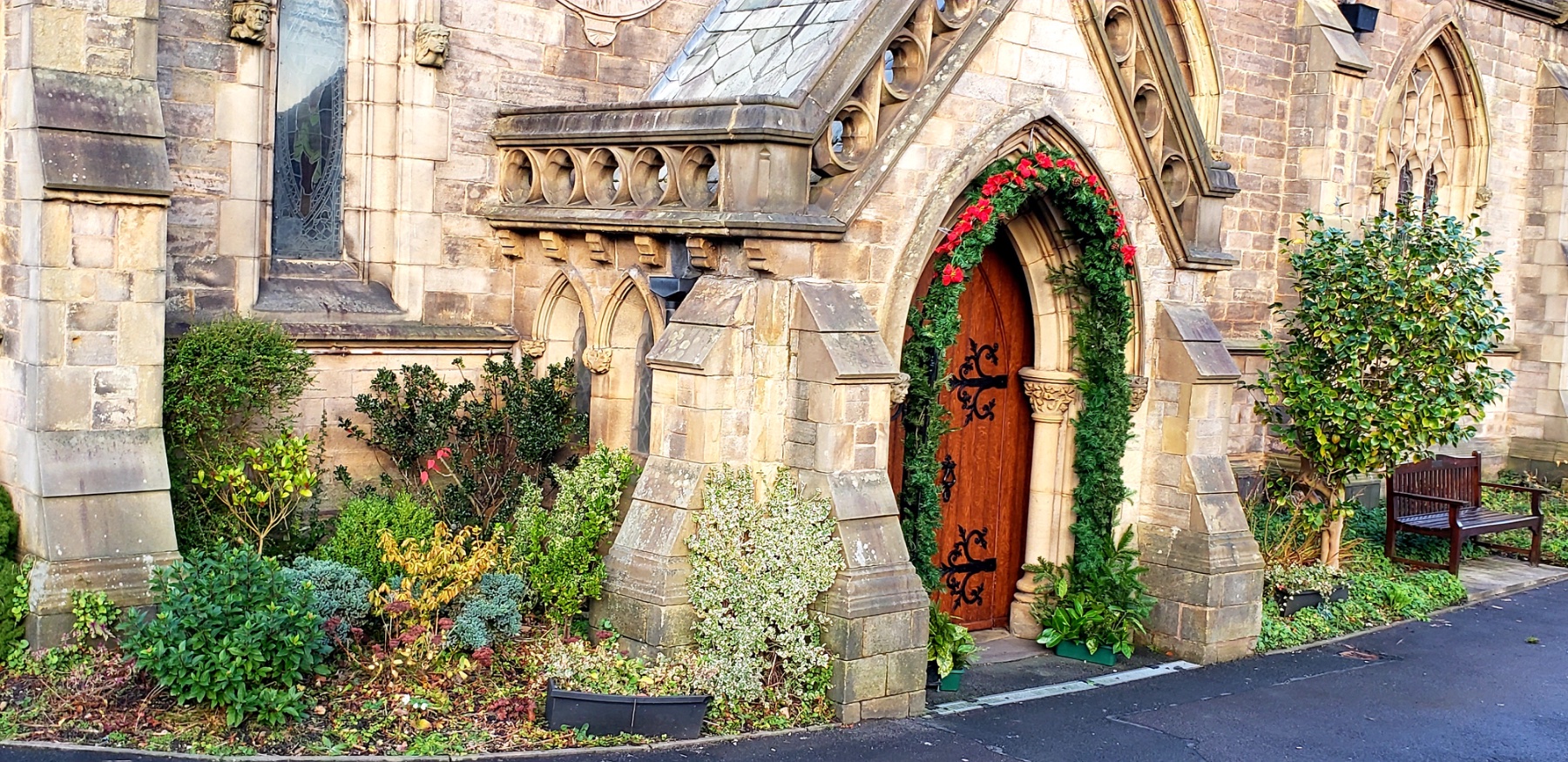 Solve Church Arched Doorway decorated for Christmas. jigsaw puzzle
