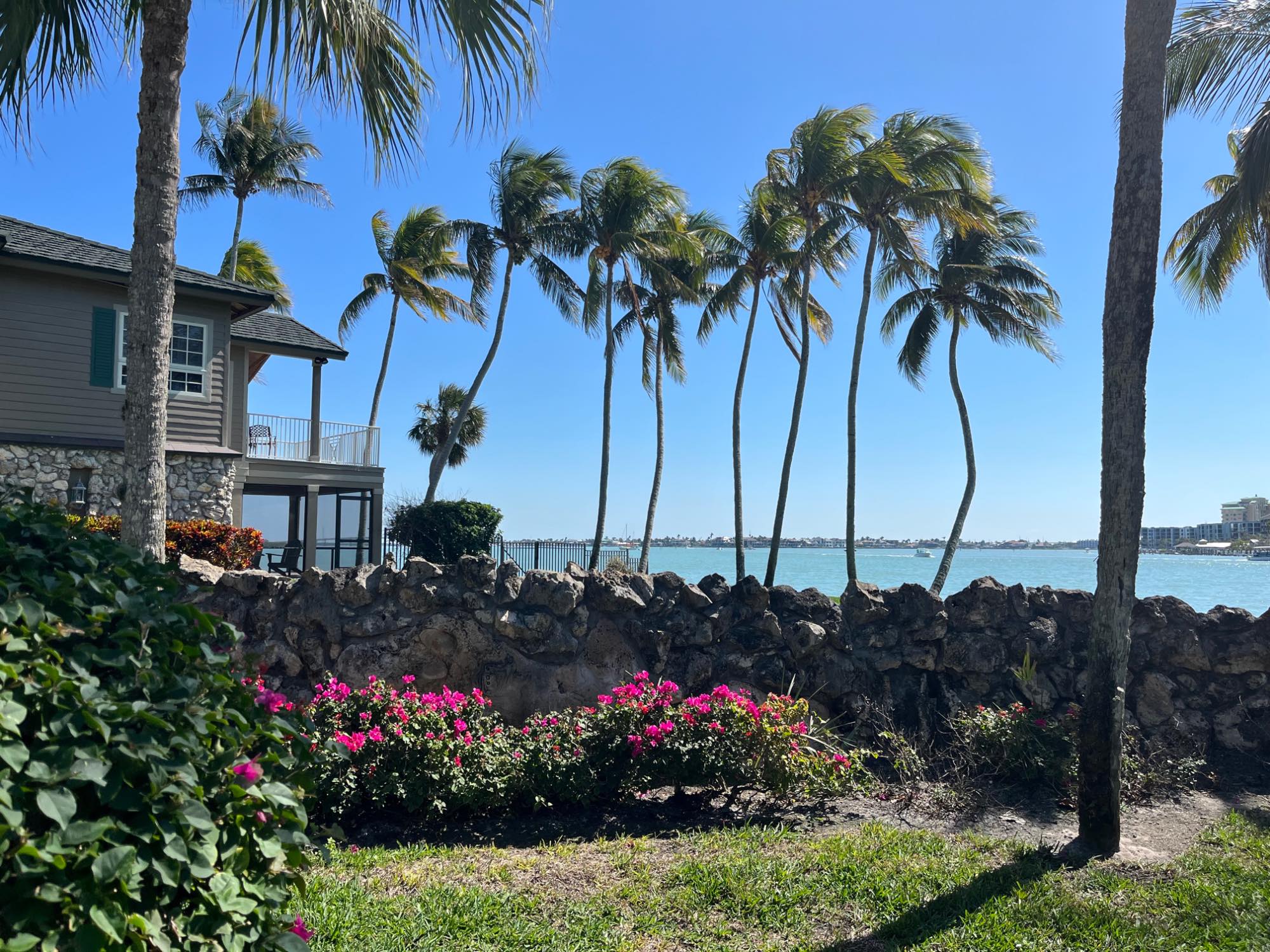 Solve Isles of Capri, Florida jigsaw puzzle online with 540 pieces