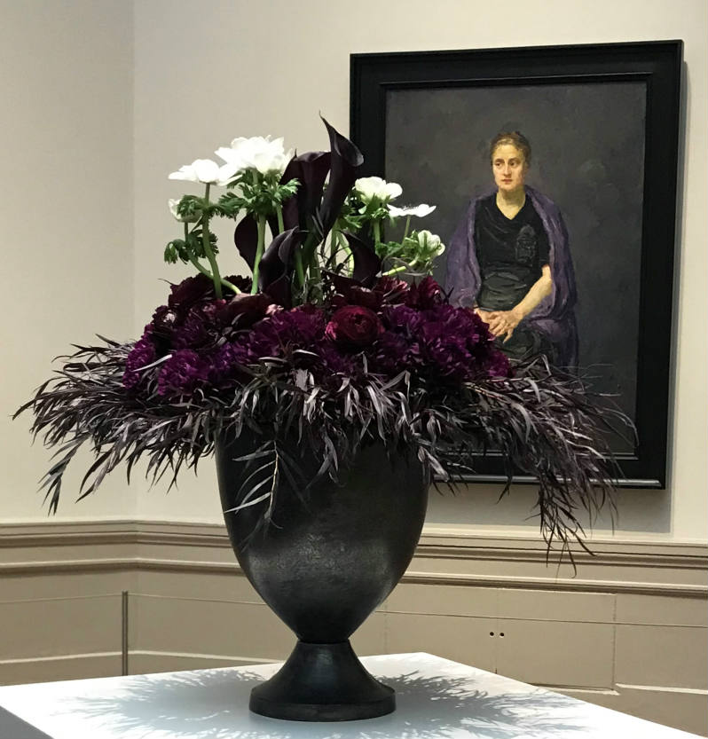 Solve Theme on Portrait of Mink (Minna BeckmannTube) with Violet Shawl