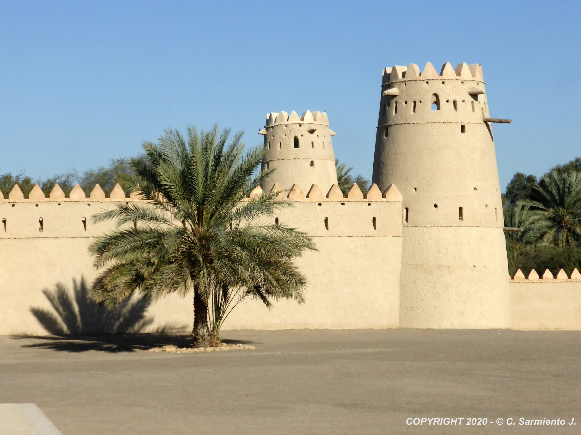 Solve ABU DHABI (UAE) Al Ain Al Jahili Fort jigsaw puzzle online