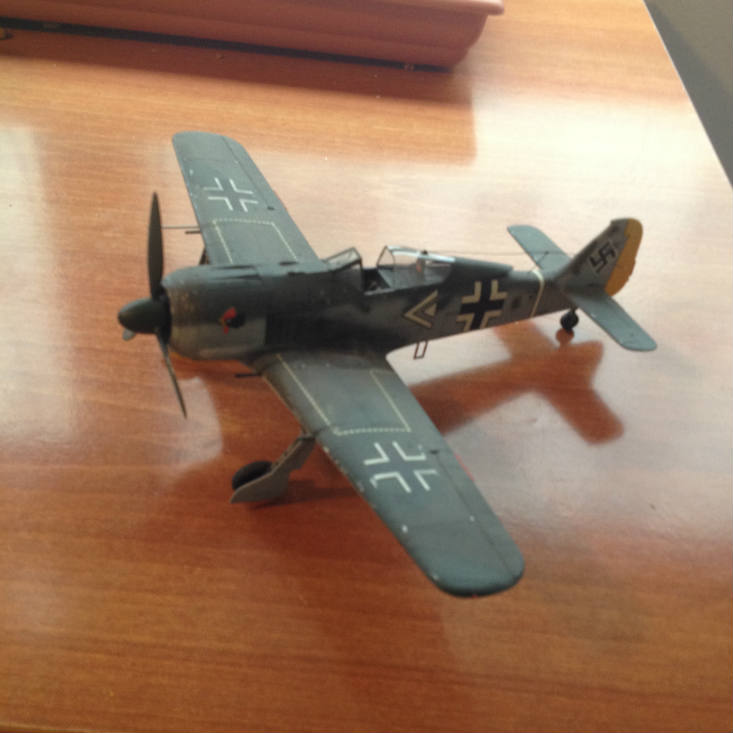 Jigsaw Puzzle 16 pieces Themes "Planes" War planes model kit Jigidi