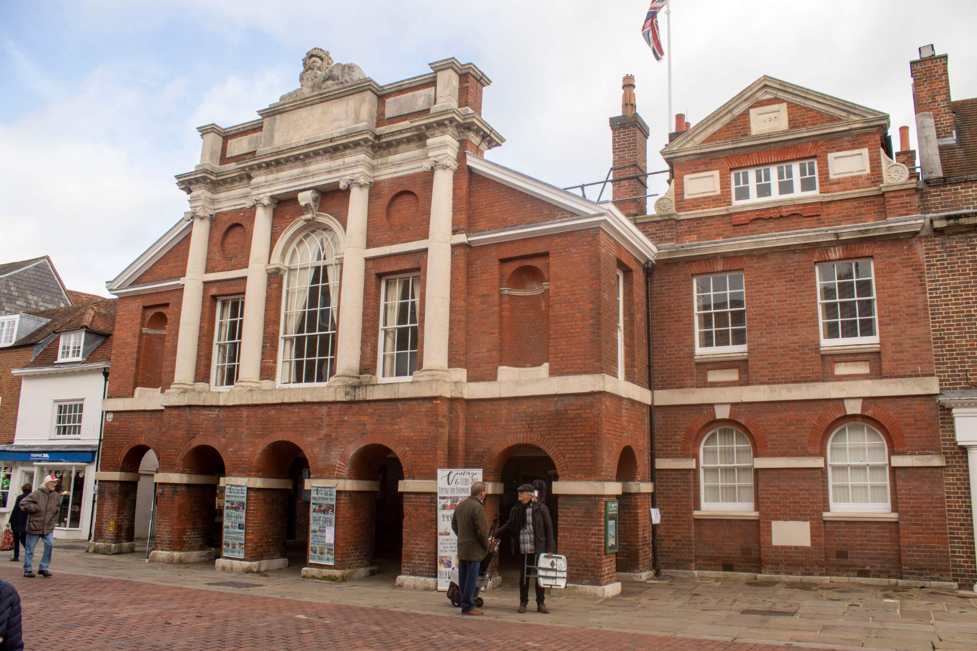 Solve Chichester 02032019 North Street 04 jigsaw puzzle online with