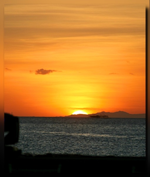 Jigsaw Puzzle Manila Bay Sunset 9 pieces Jigidi