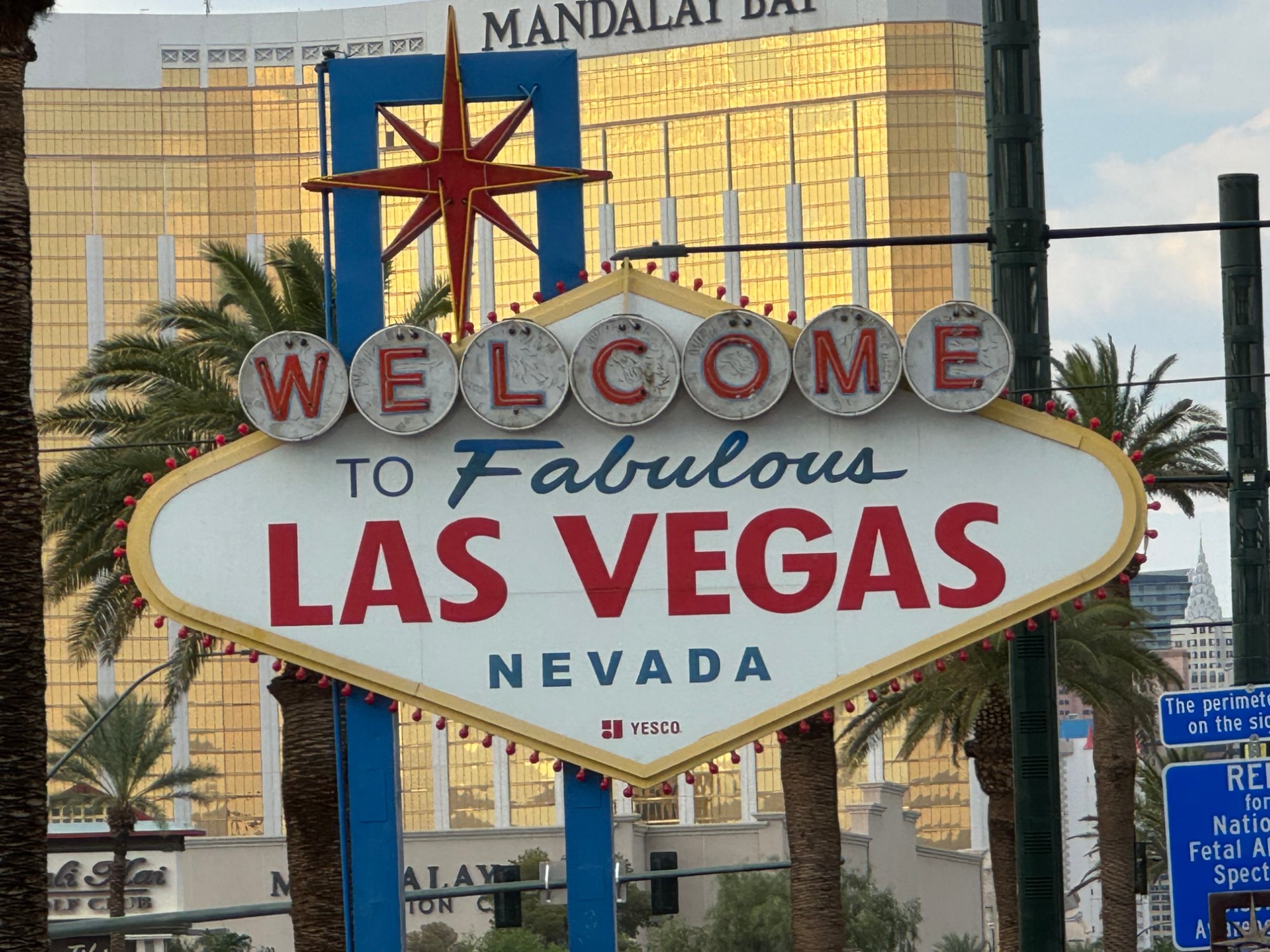 Solve Las Vegas jigsaw puzzle online with 130 pieces