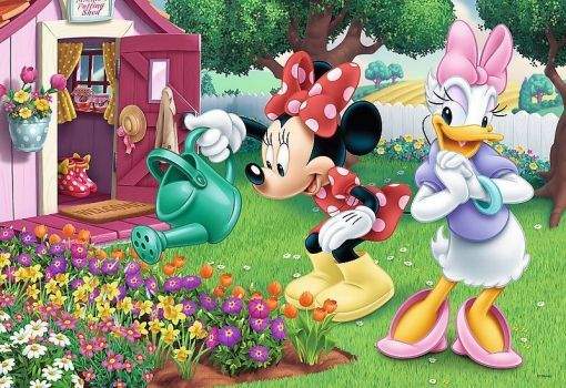 Solve Minnie Mouse and Daisy Duck jigsaw puzzle online with 48 pieces