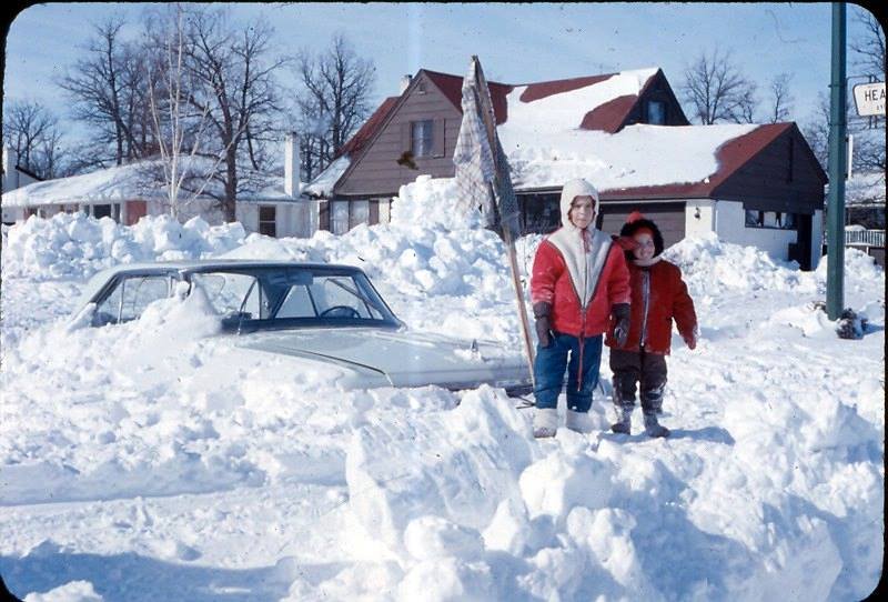 Solve 1966, Blizzared, Winnipeg jigsaw puzzle online with 24 pieces