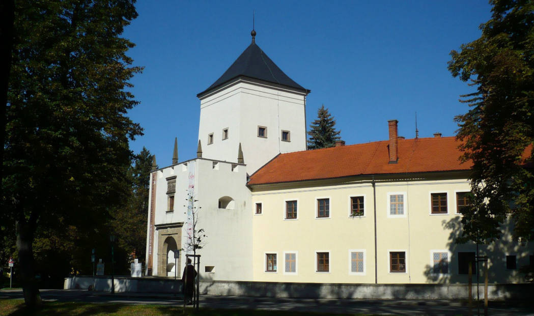 Solve Zámek v Bystřici pod Hostýnem, Chateau Bystrice pod Hostynem ...