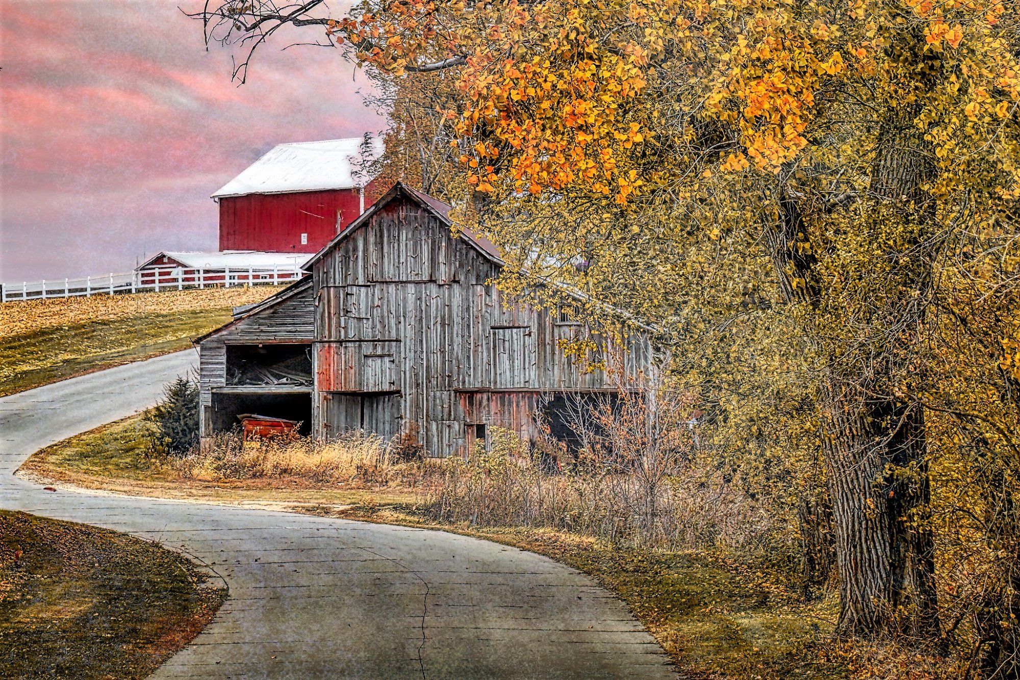 Solve Near New Vienna, Iowa jigsaw puzzle online with 600 pieces